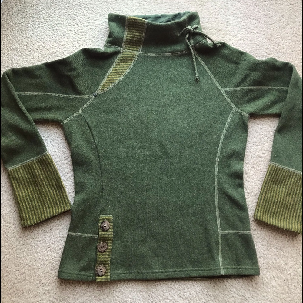 Prana Lucia sweater - Funnel Neck - Size Medium. Fleece lined